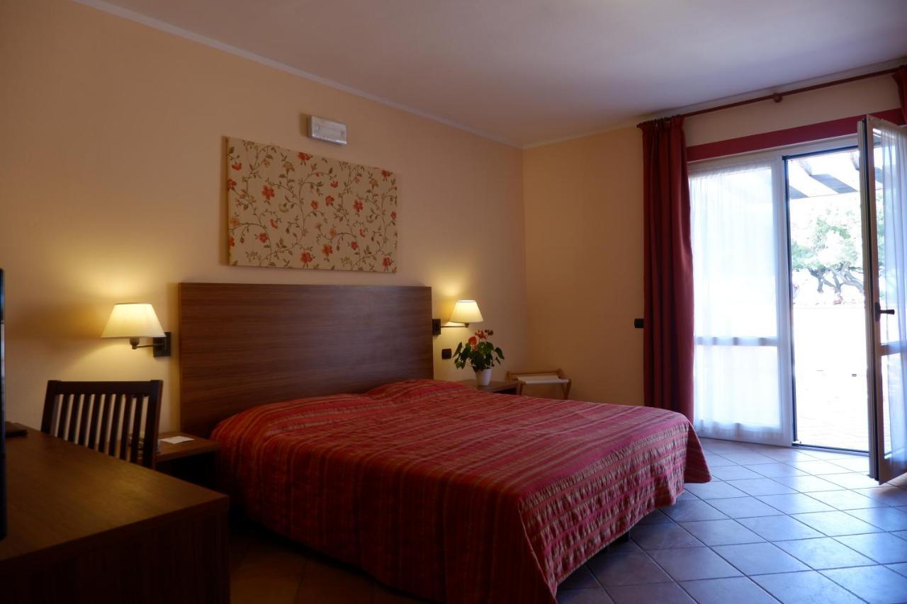 Corte Dei Tusci - Village Palace Пунтоне-ди-Скарлино Экстерьер фото